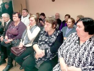 Šilutės neįgaliųjų draugijos nariai minėjo ir Neįgaliųjų dieną, ir Advento pradžią. Neigaliuju 4
