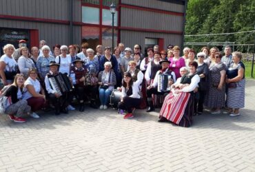 Pajauskime Paprūsės istoriją